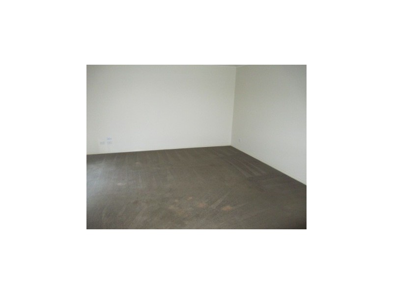 3 Scarlet Crescent, Pakenham VIC 3810