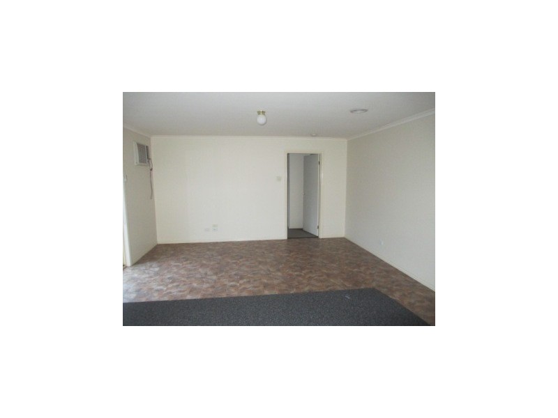 3 Scarlet Crescent, Pakenham VIC 3810