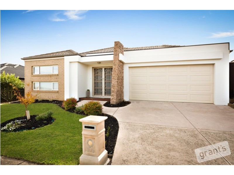 104 Grices Road, Berwick VIC 3806