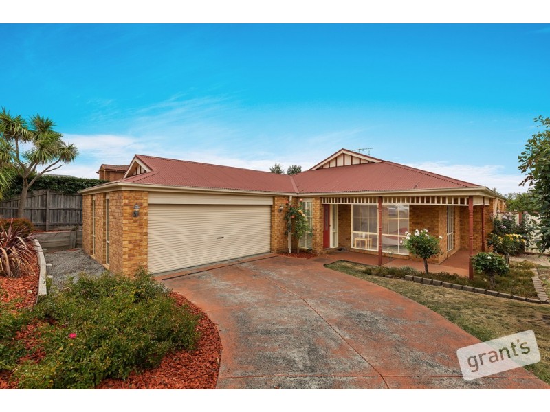 5 Fairholme Boulevard, Berwick VIC 3806