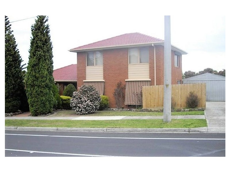 242 Power Road, Endeavour Hills VIC 3802