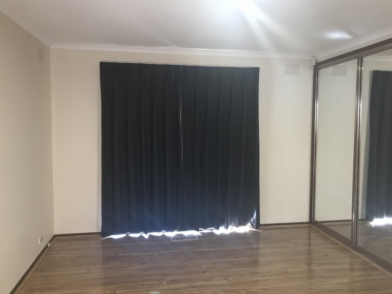 242 Power Road, Endeavour Hills VIC 3802