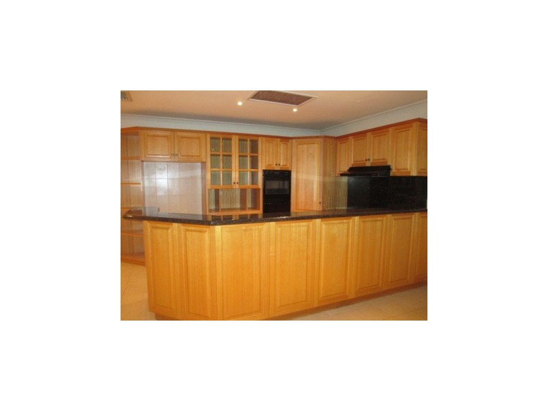 2 Lasiandra Circuit, Narre Warren VIC 3805