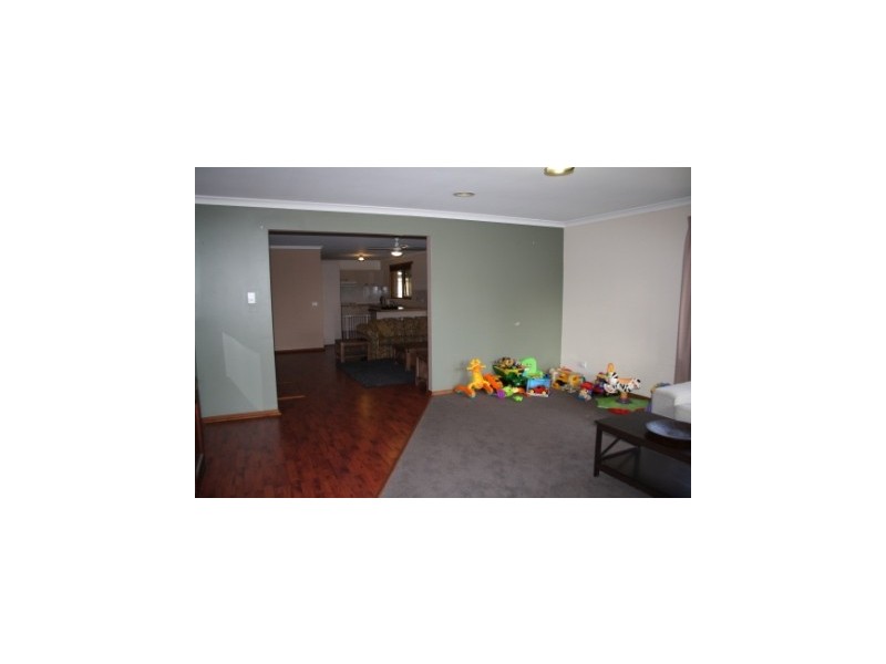 14 Francine Court, Narre Warren VIC 3805