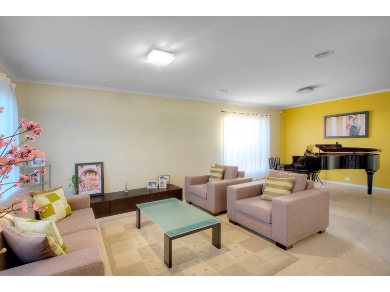 47 Ridgemont Drive, Berwick VIC 3806