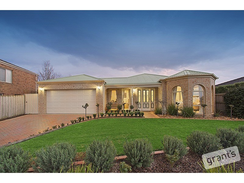 42 Marsh Grove, Berwick VIC 3806