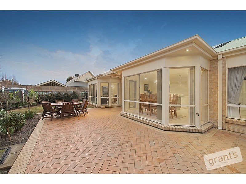 42 Marsh Grove, Berwick VIC 3806