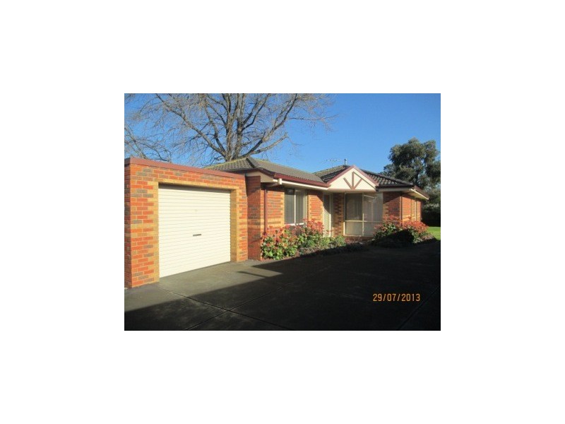 3/14 Charles Street, Pakenham VIC 3810