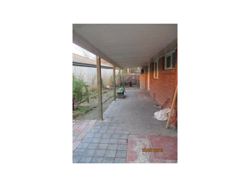 5 Eleanor Court, Pakenham VIC 3810