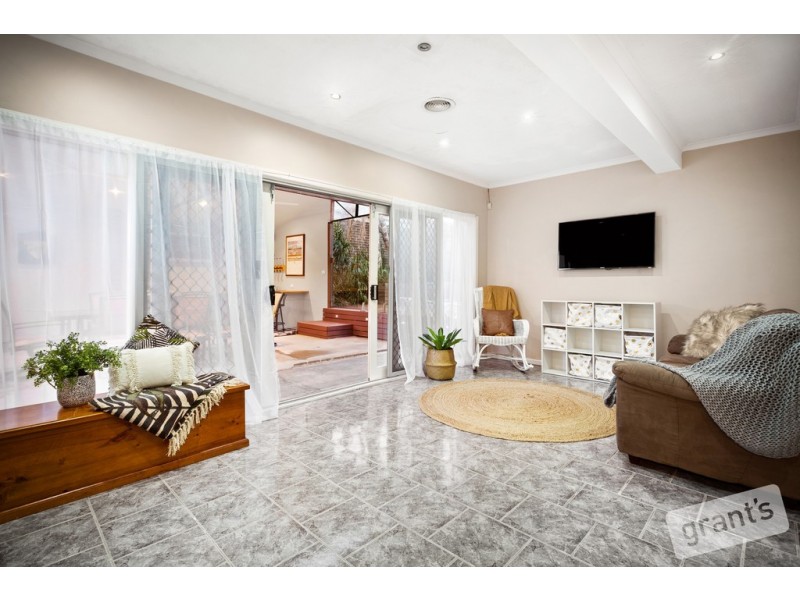 61 Franleigh Drive, Narre Warren VIC 3805