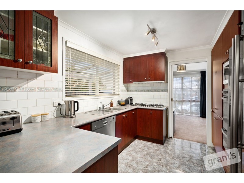 61 Franleigh Drive, Narre Warren VIC 3805