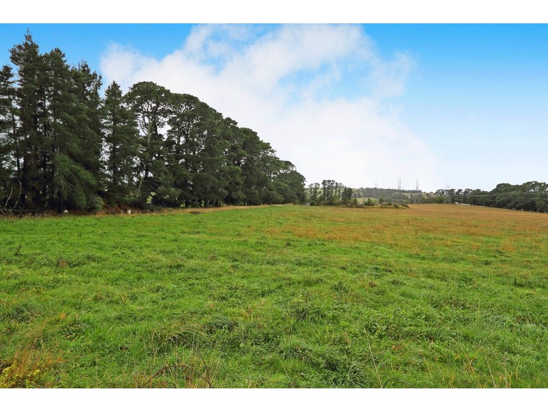 414 Brown Road, Officer VIC 3809