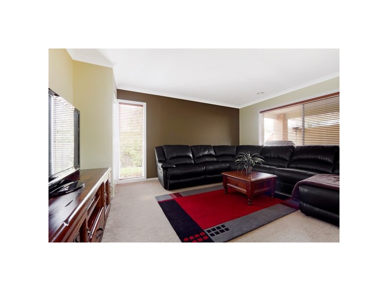 11 Liberty Avenue, Berwick VIC 3806