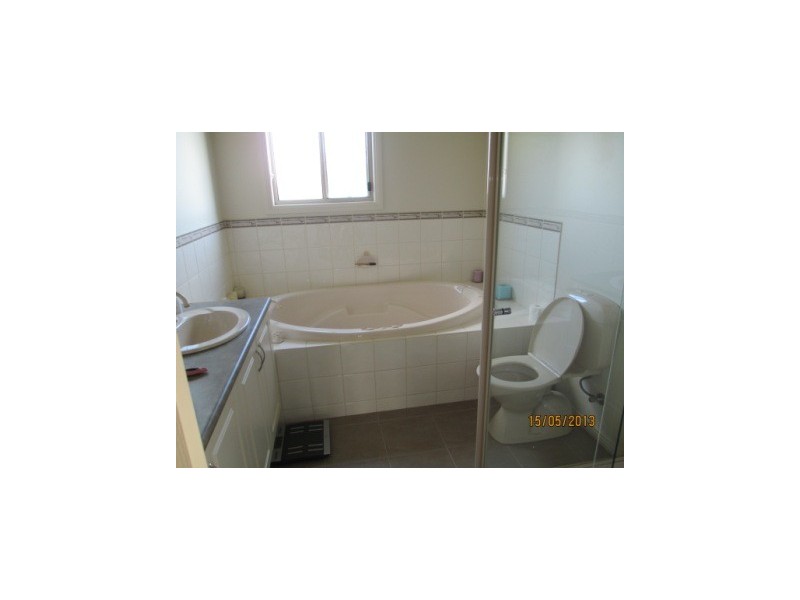 3 Cormorant Parade, Pakenham VIC 3810