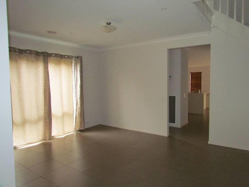 8 Norris Grove, Berwick VIC 3806