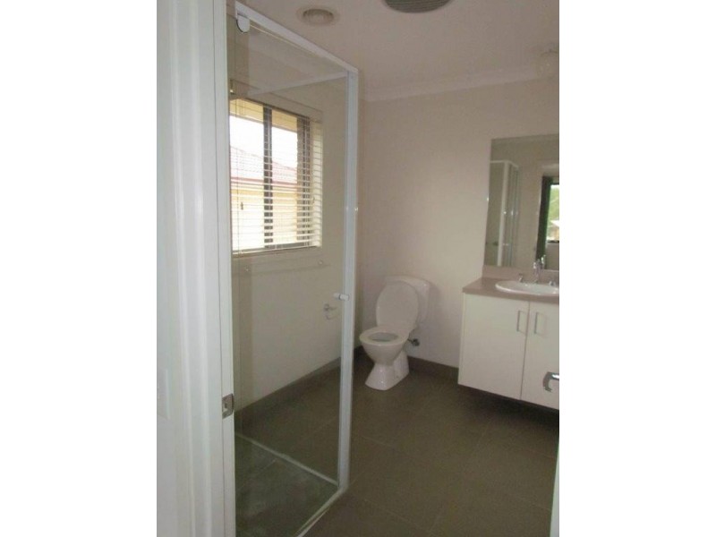 8 Norris Grove, Berwick VIC 3806