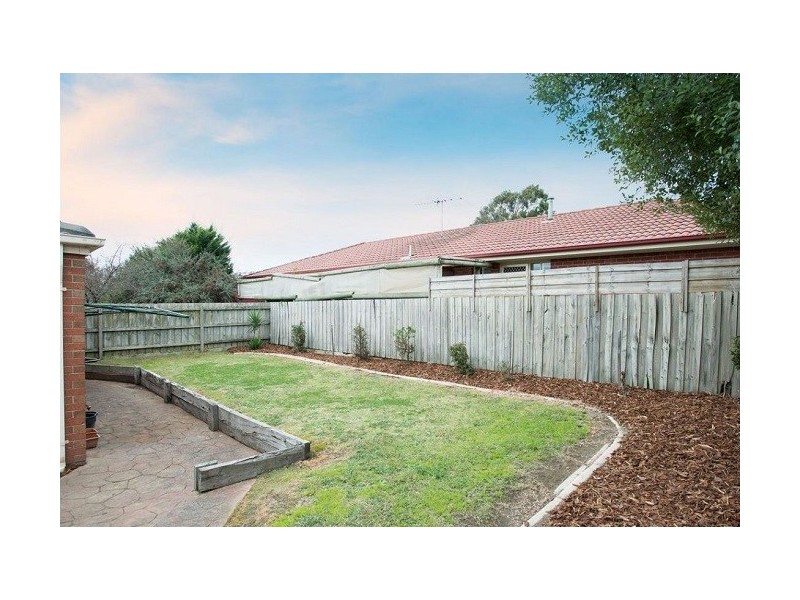 2 Prime Court, Berwick VIC 3806