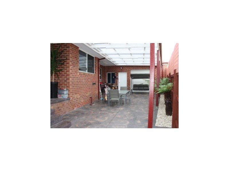 27 Archibald Avenue, Narre Warren VIC 3805