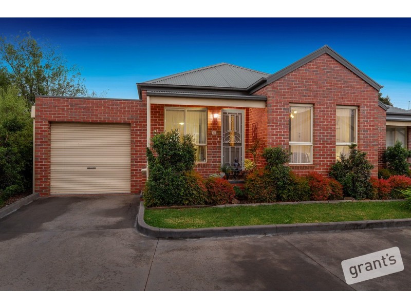 12/10 Parkhill Drive, Berwick VIC 3806
