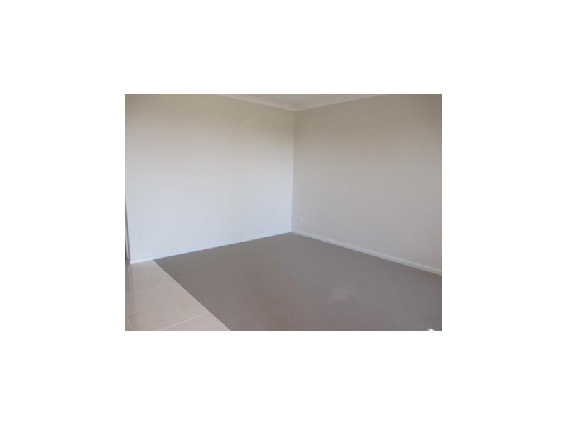 23 Celsius Drive, Cranbourne North VIC 3977