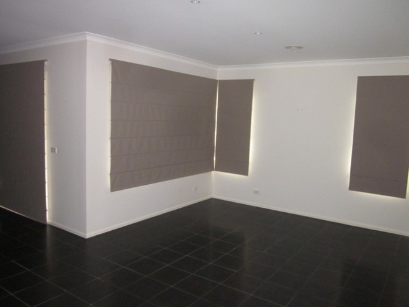 114 Skyline Way, Berwick VIC 3806
