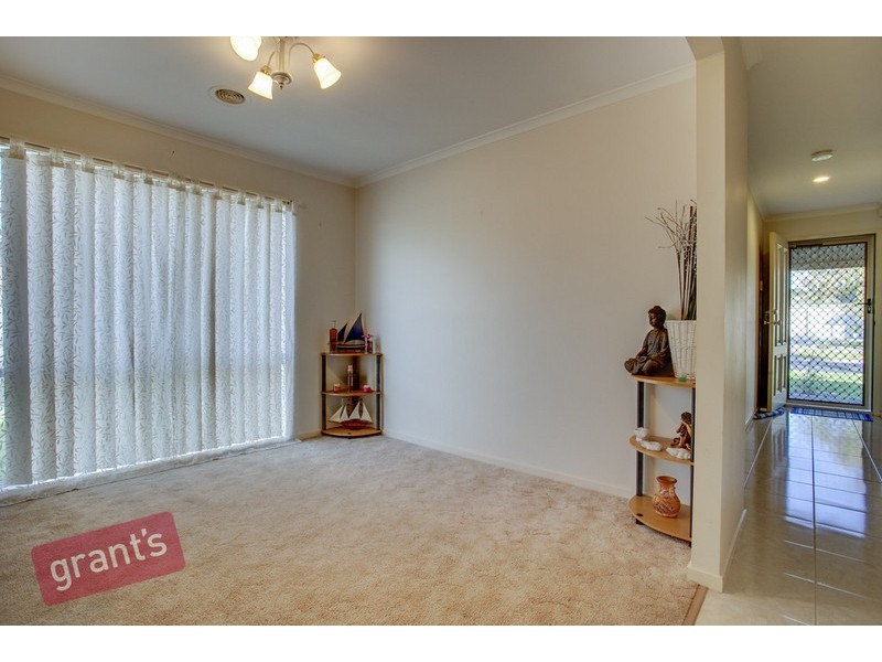 86 Harold Keys Drive, Narre Warren South VIC 3805