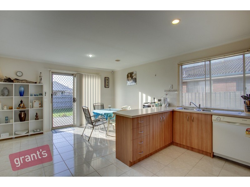 86 Harold Keys Drive, Narre Warren South VIC 3805