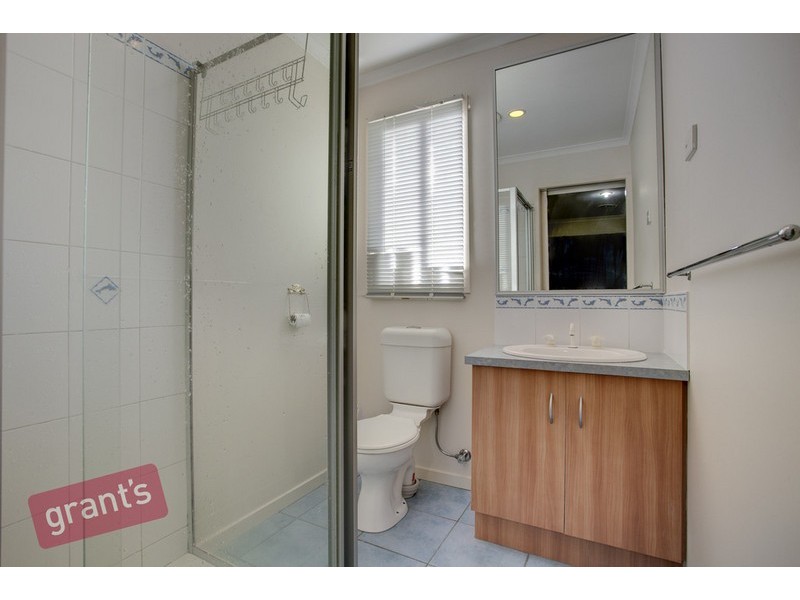 86 Harold Keys Drive, Narre Warren South VIC 3805