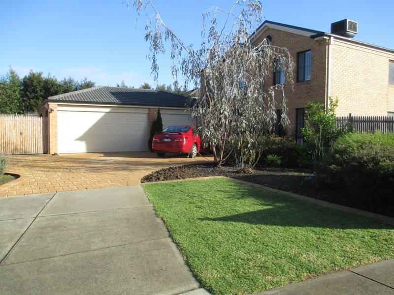 4 Azimuth Close, Narre Warren South VIC 3805