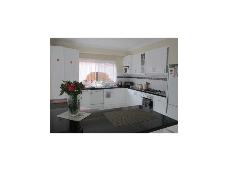 5 Rebecca Mac Court, Hallam VIC 3803