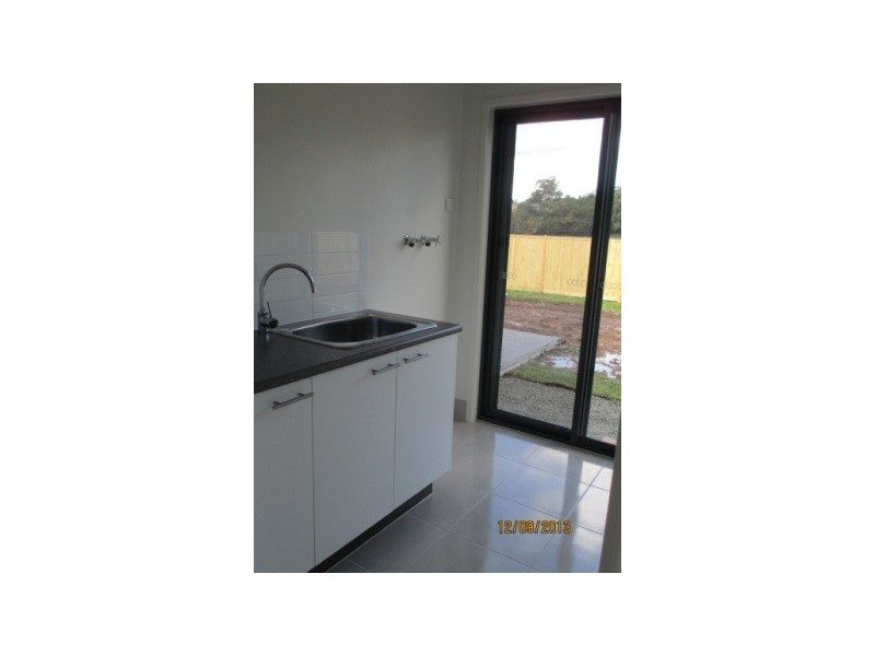 43 Monica Place, Drouin VIC 3818