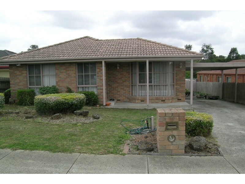 9 Allira Close, Berwick VIC 3806