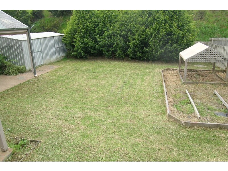 9 Allira Close, Berwick VIC 3806