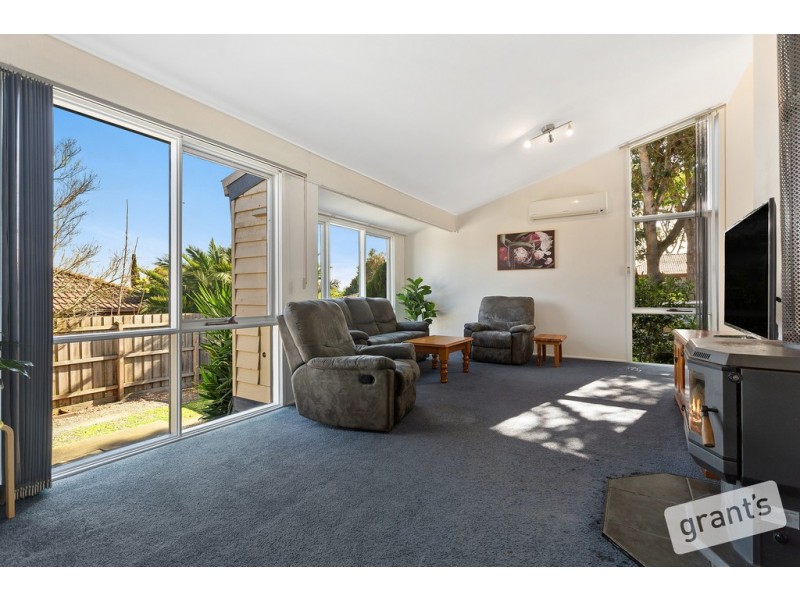 4 St James Court, Narre Warren VIC 3805