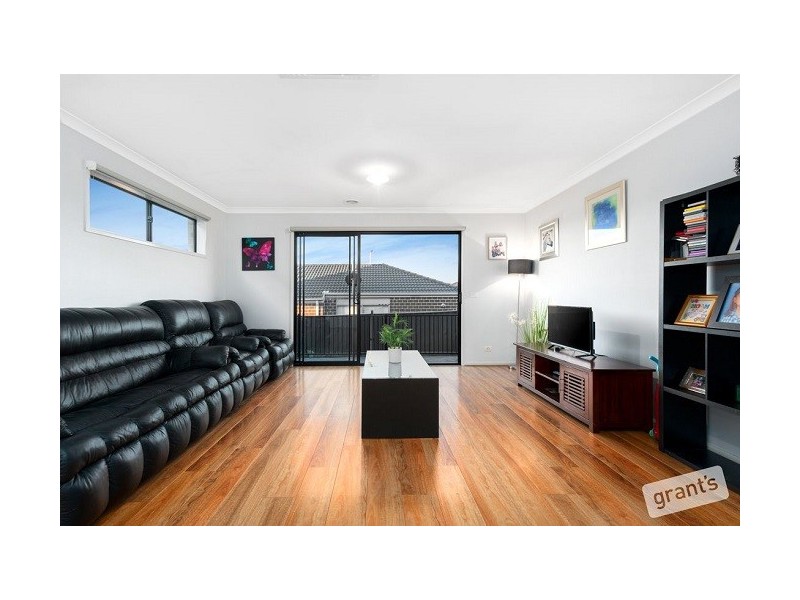 11 Carambola Place, Berwick VIC 3806