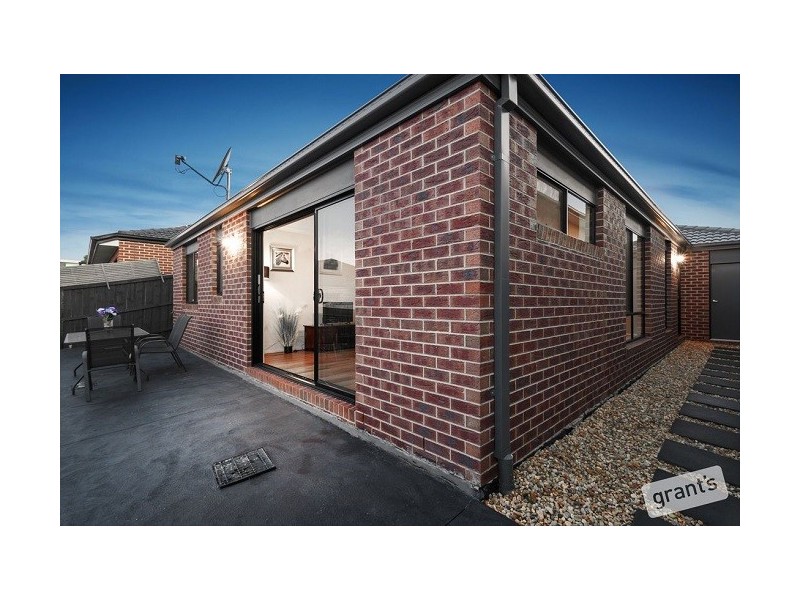 11 Carambola Place, Berwick VIC 3806