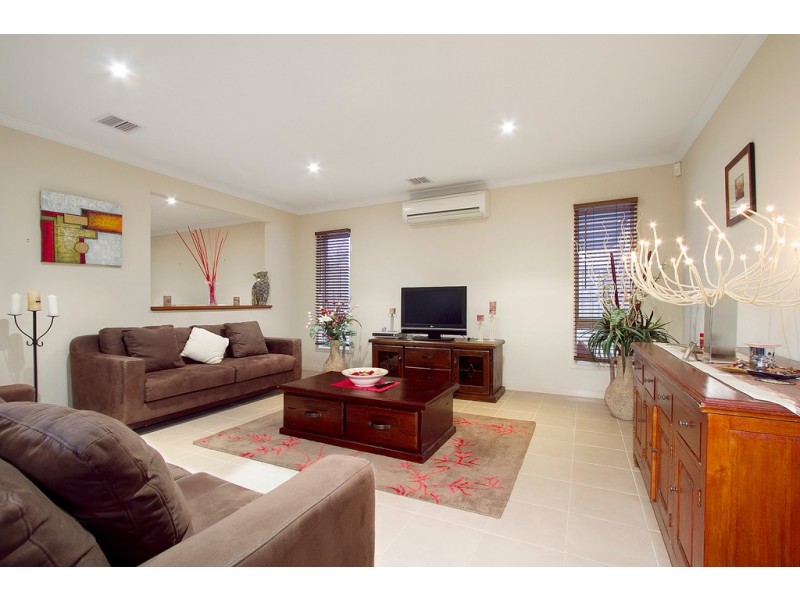 9 Kalimna Avenue, Berwick VIC 3806