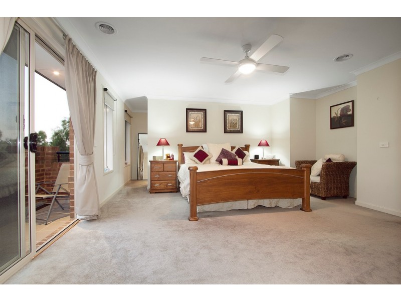 9 Kalimna Avenue, Berwick VIC 3806