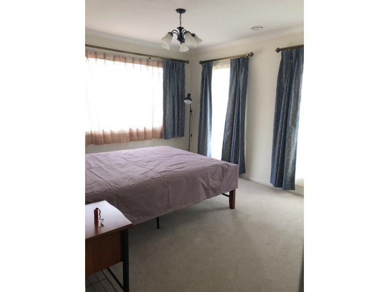 16 View Park Circuit, Narre Warren South VIC 3805