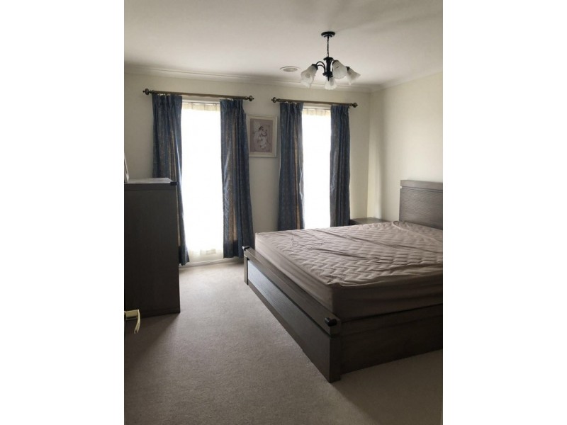 16 View Park Circuit, Narre Warren South VIC 3805