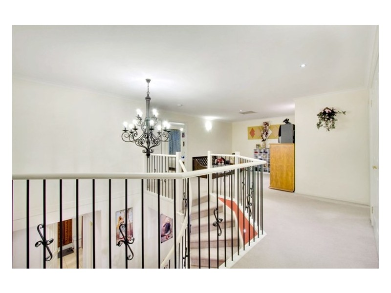 16 View Park Circuit, Narre Warren South VIC 3805