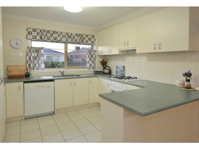 2 Cadell Place, Berwick VIC 3806