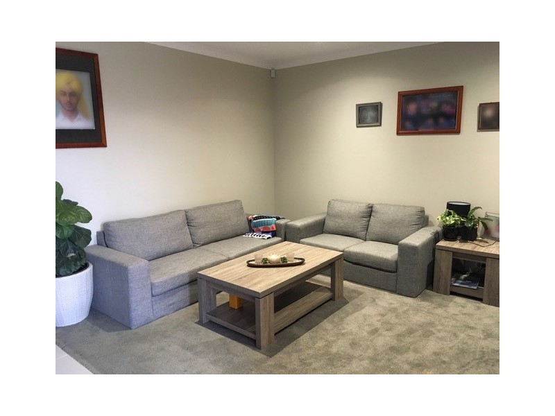 14 Vanessa Circuit, Pakenham VIC 3810