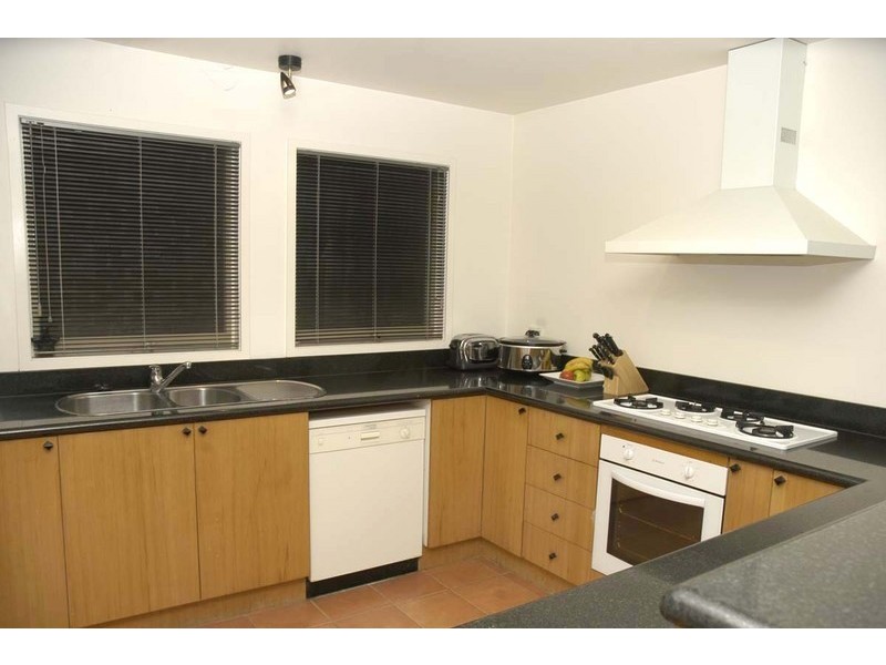 6 Jay Rise, Berwick VIC 3806