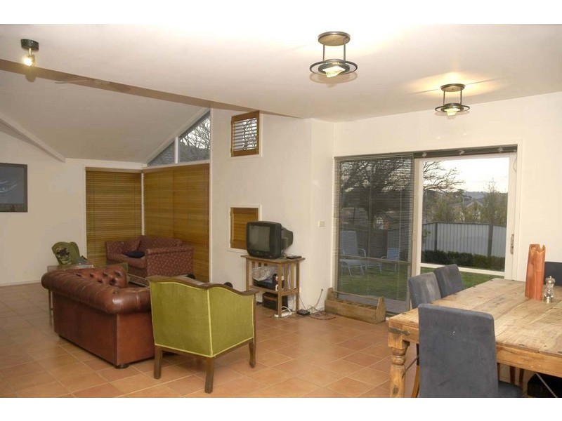 6 Jay Rise, Berwick VIC 3806