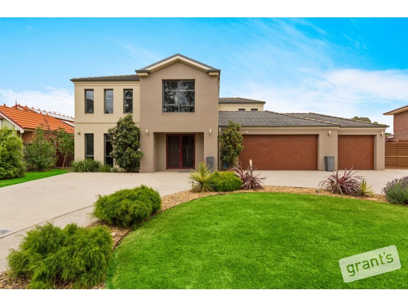 7 Foxborough Glade, Narre Warren North VIC 3804