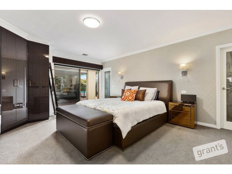 7 Foxborough Glade, Narre Warren North VIC 3804