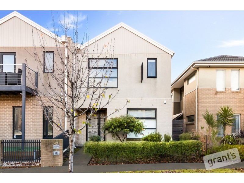 42 Everitt Street, Dandenong VIC 3175