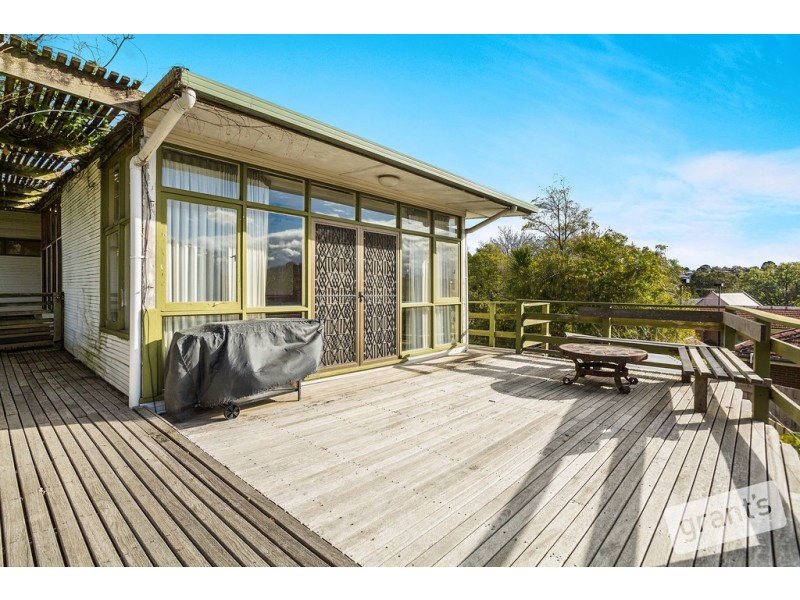 15 Rutland Road, Berwick VIC 3806