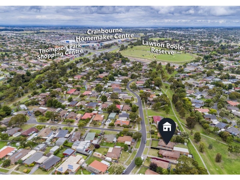 31 Blaxland Avenue, Cranbourne North VIC 3977